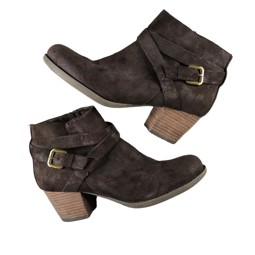 Crown Vintage Brown Faux Suede Stacked Heel Ankle Booties w/ Buckle